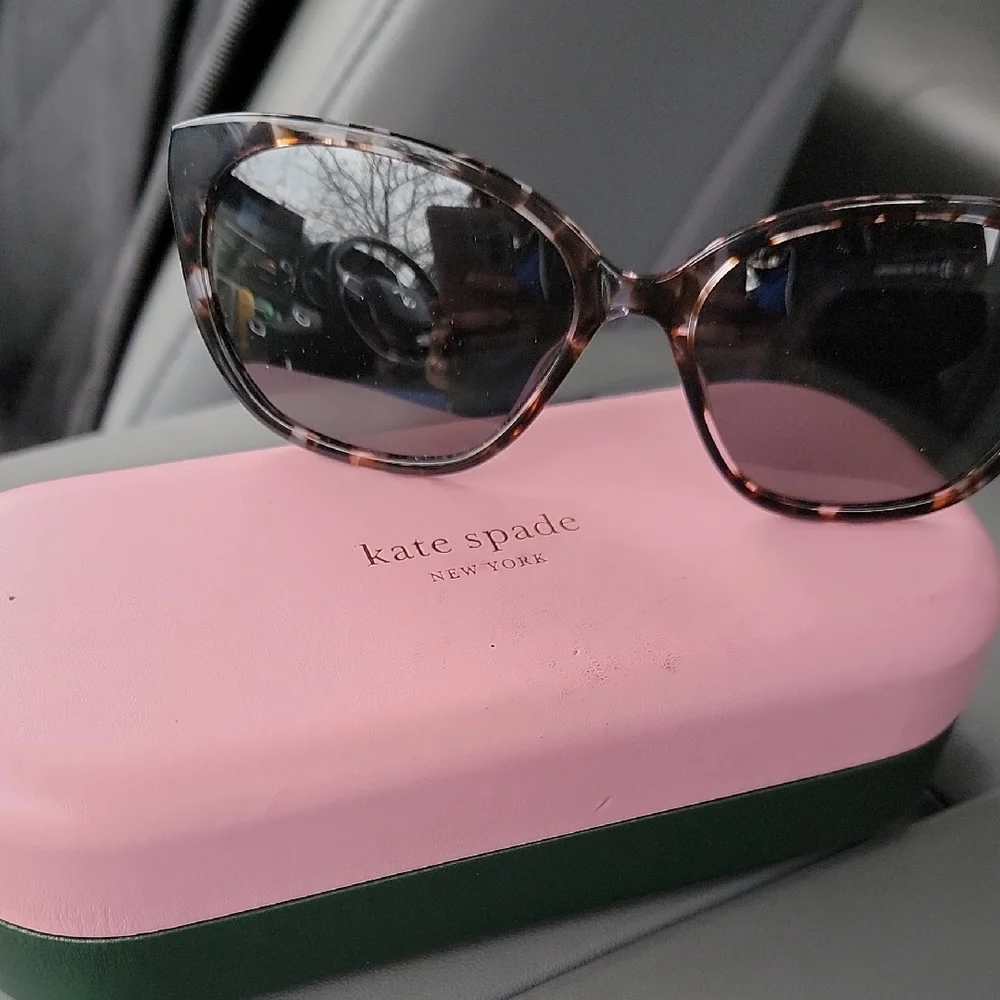 Tortoise Shell Sunglasses - Picture 2 of 3